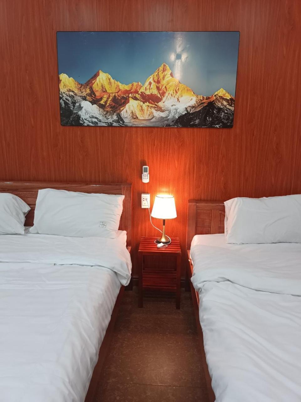 An Homestay & Hostel Motorbikes & Tours Cao Bang Exterior photo